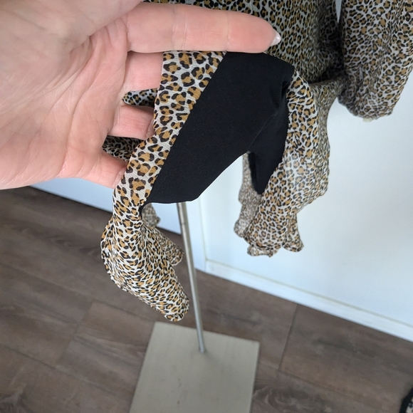 Banana Republic Wrap Dress Size 4 - Picture 7 of 14